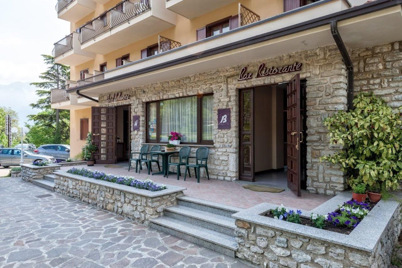 Hotel Bellavista Tignale Exterior foto